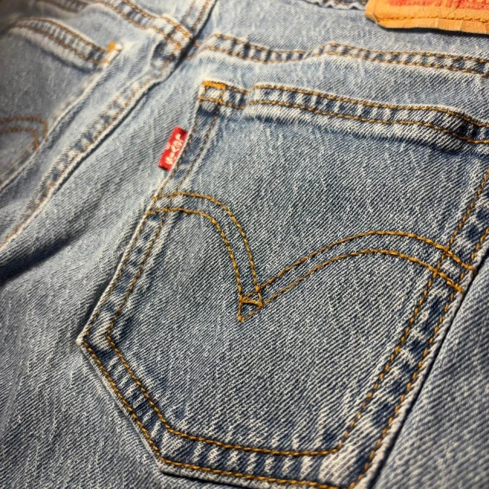 Levi's High Rise Baggy Embroidered Floral Size Girls 12